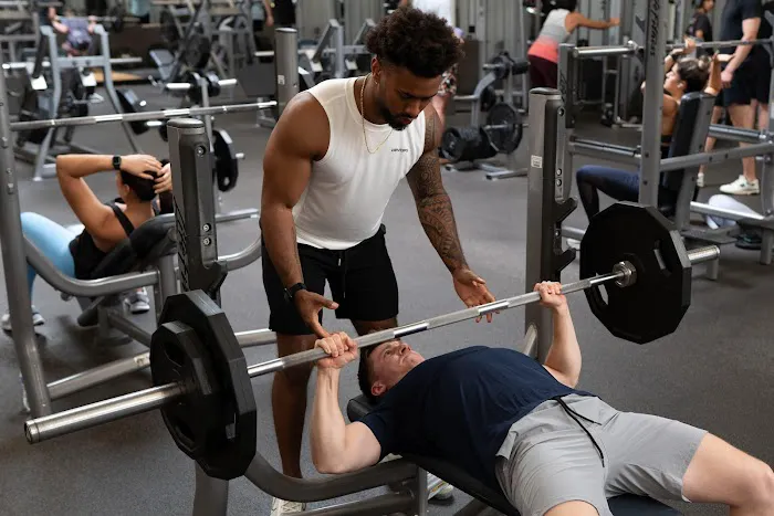 LA Fitness 0