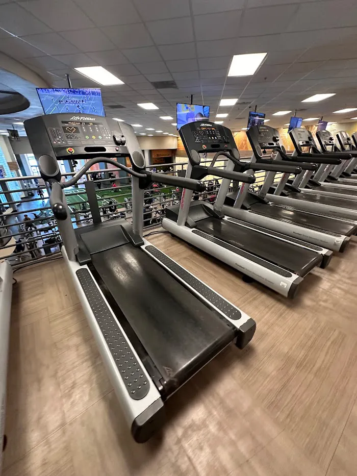 LA Fitness 3