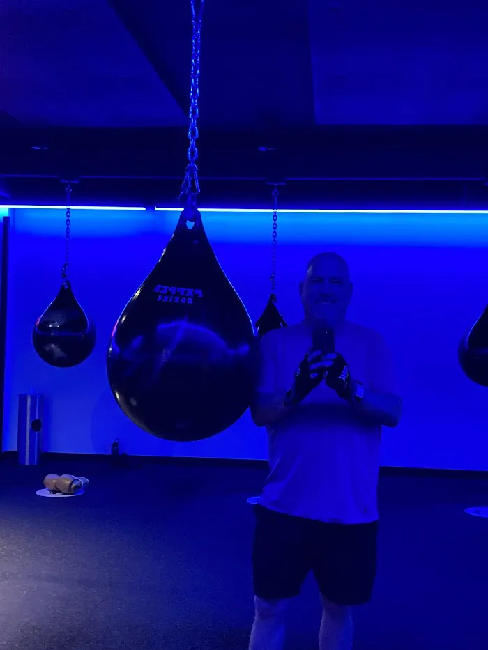 Pepper Boxing 6