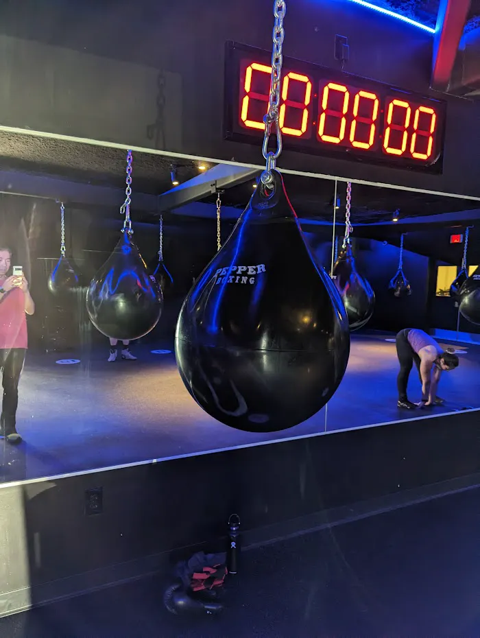 Pepper Boxing 8