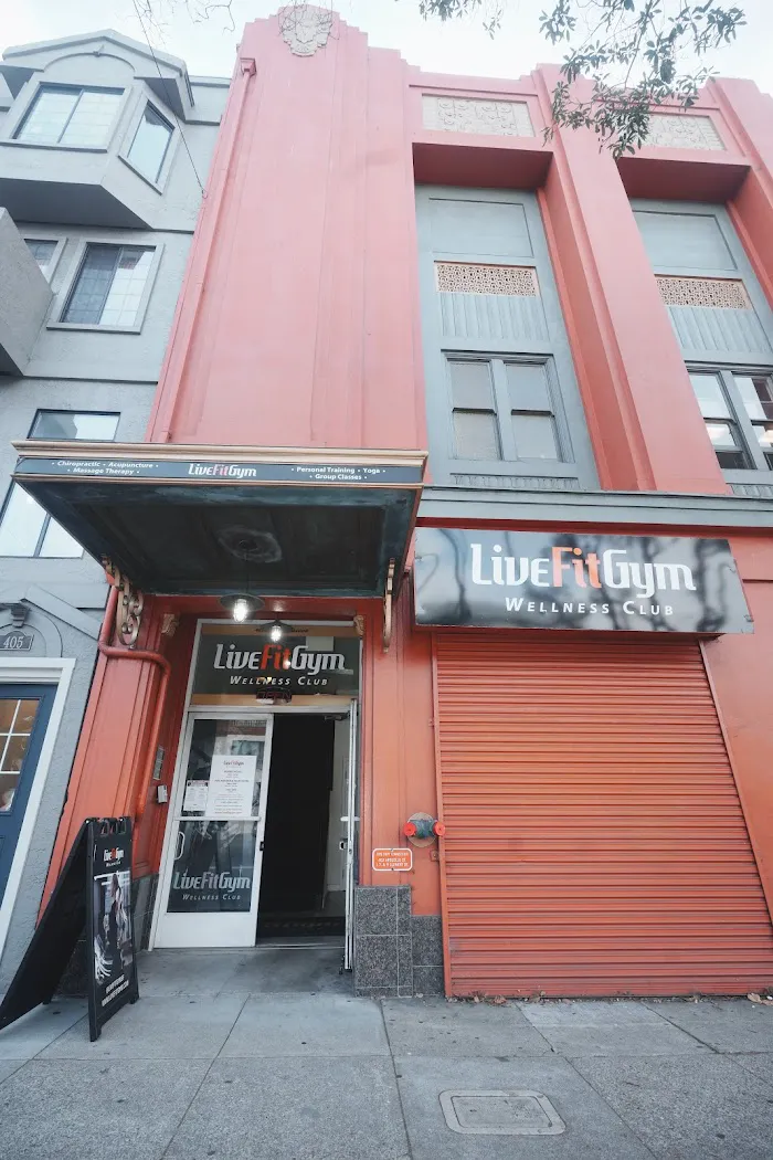 Live Fit Gym • Inner Richmond 8