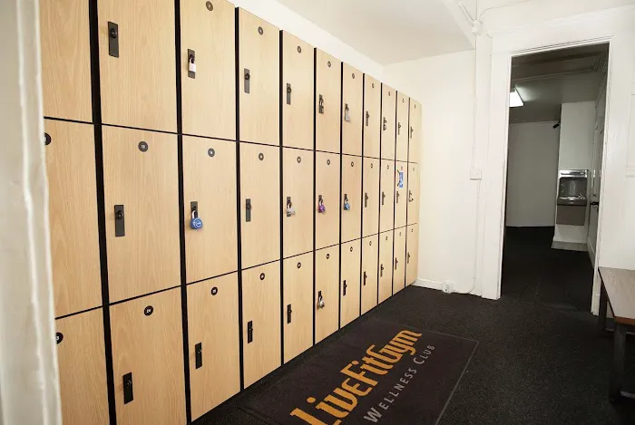 Live Fit Gym • Inner Richmond 0