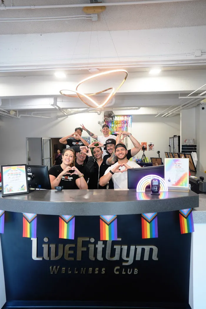 Live Fit Gym • Castro 1