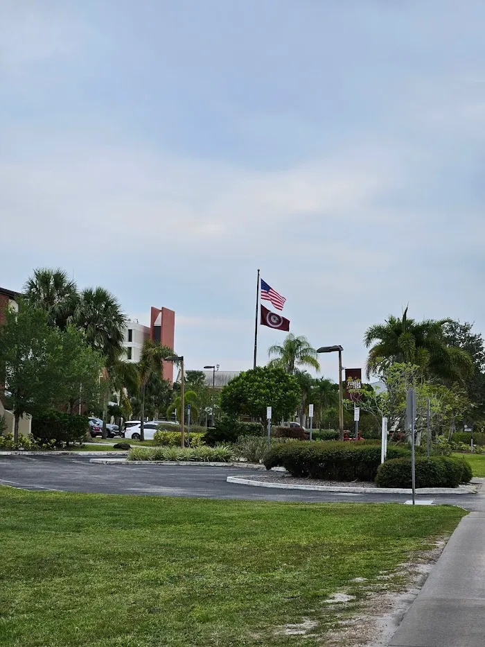 FIT University 8