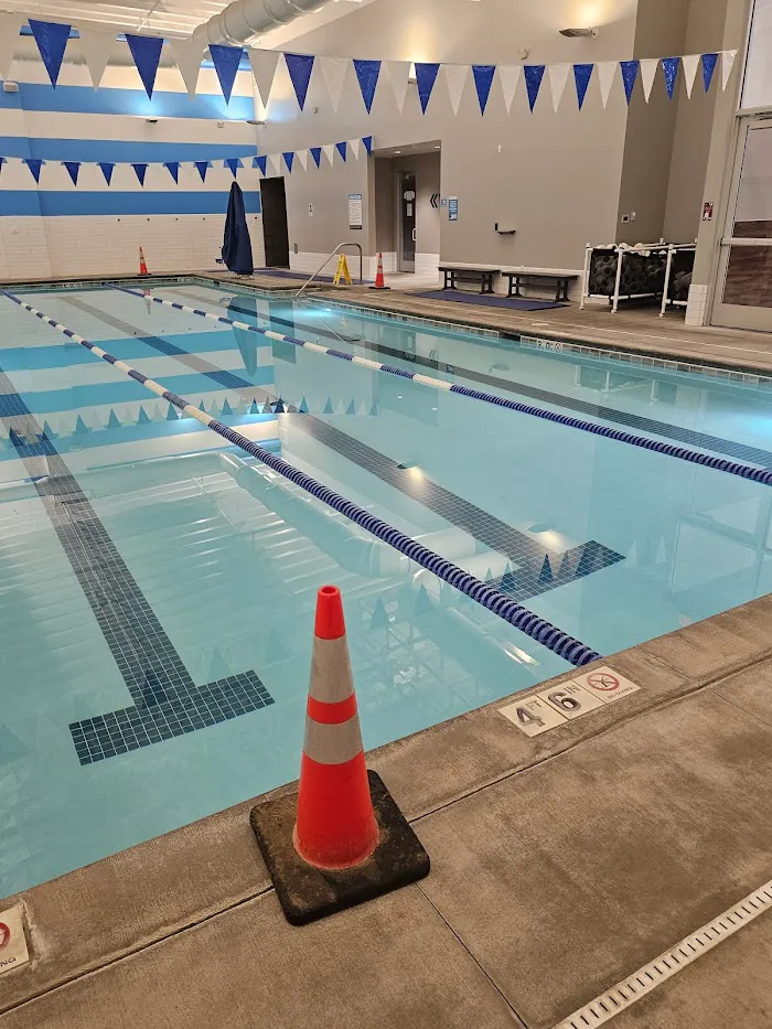 EōS Fitness 8