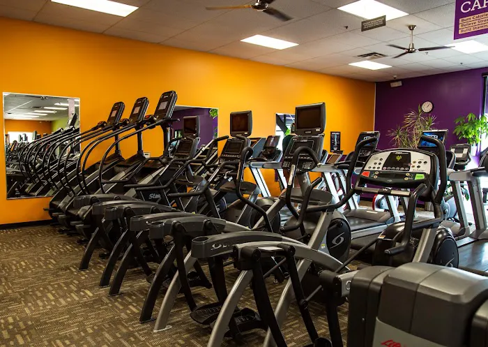 Anytime Fitness 6