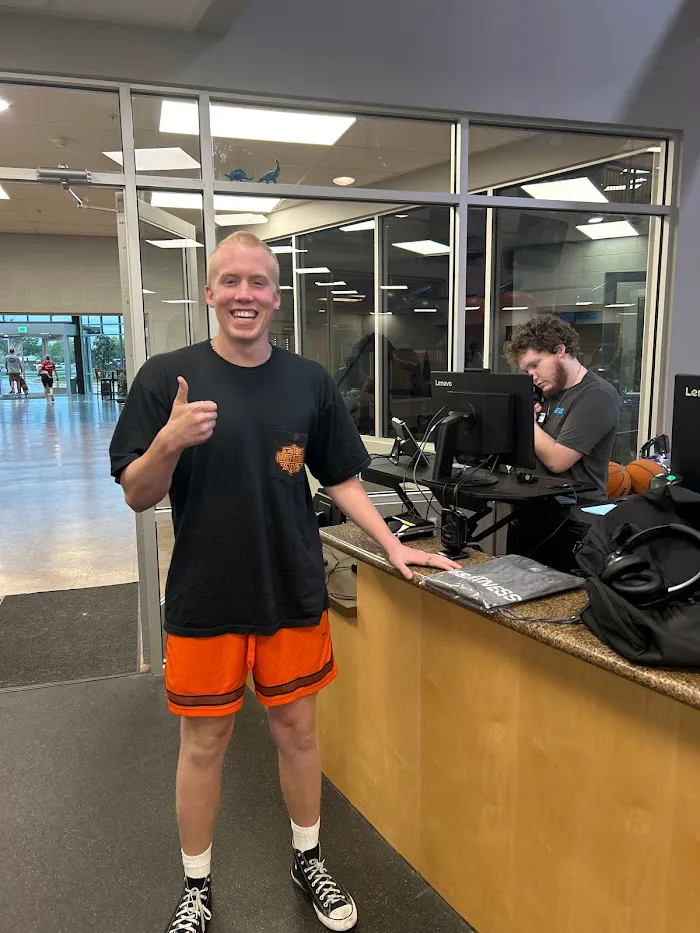 EōS Fitness 8