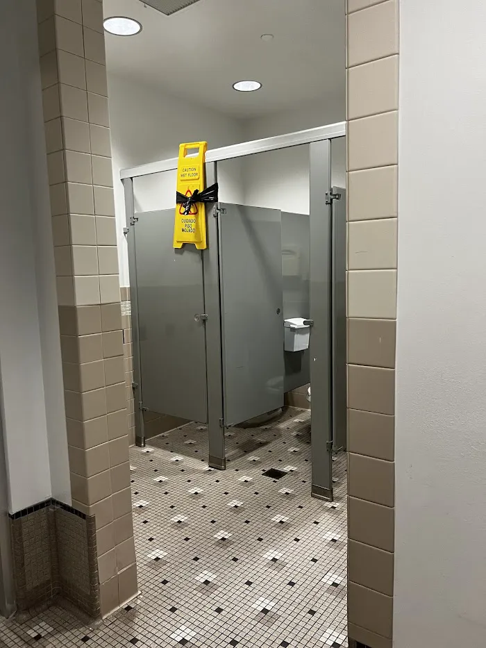 LA Fitness 0