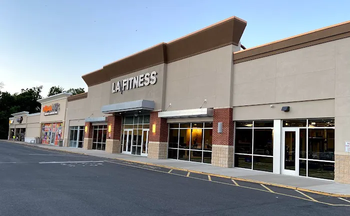 LA Fitness 4