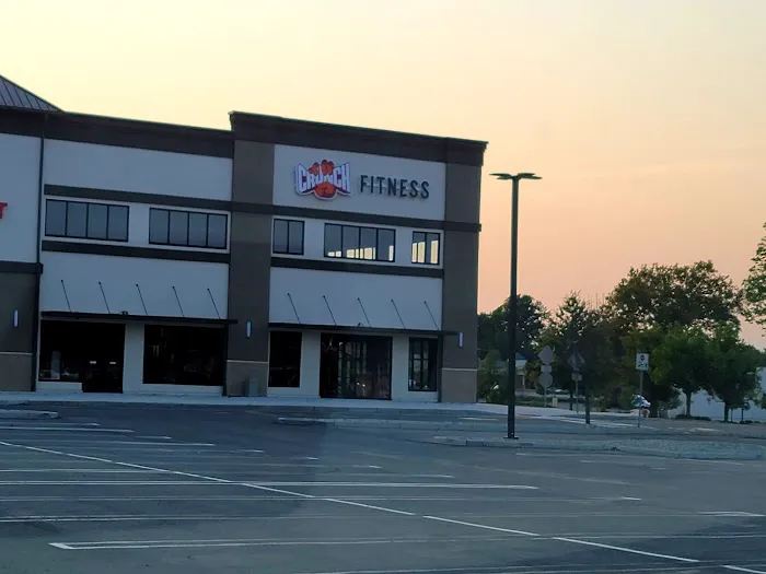 Crunch Fitness - East Brunswick 1