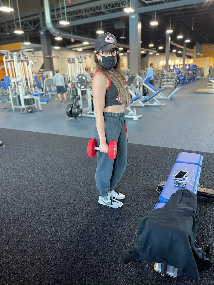 Crunch Fitness - East Brunswick 3