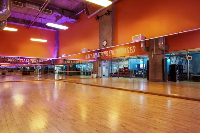 Crunch Fitness - South Slope 4