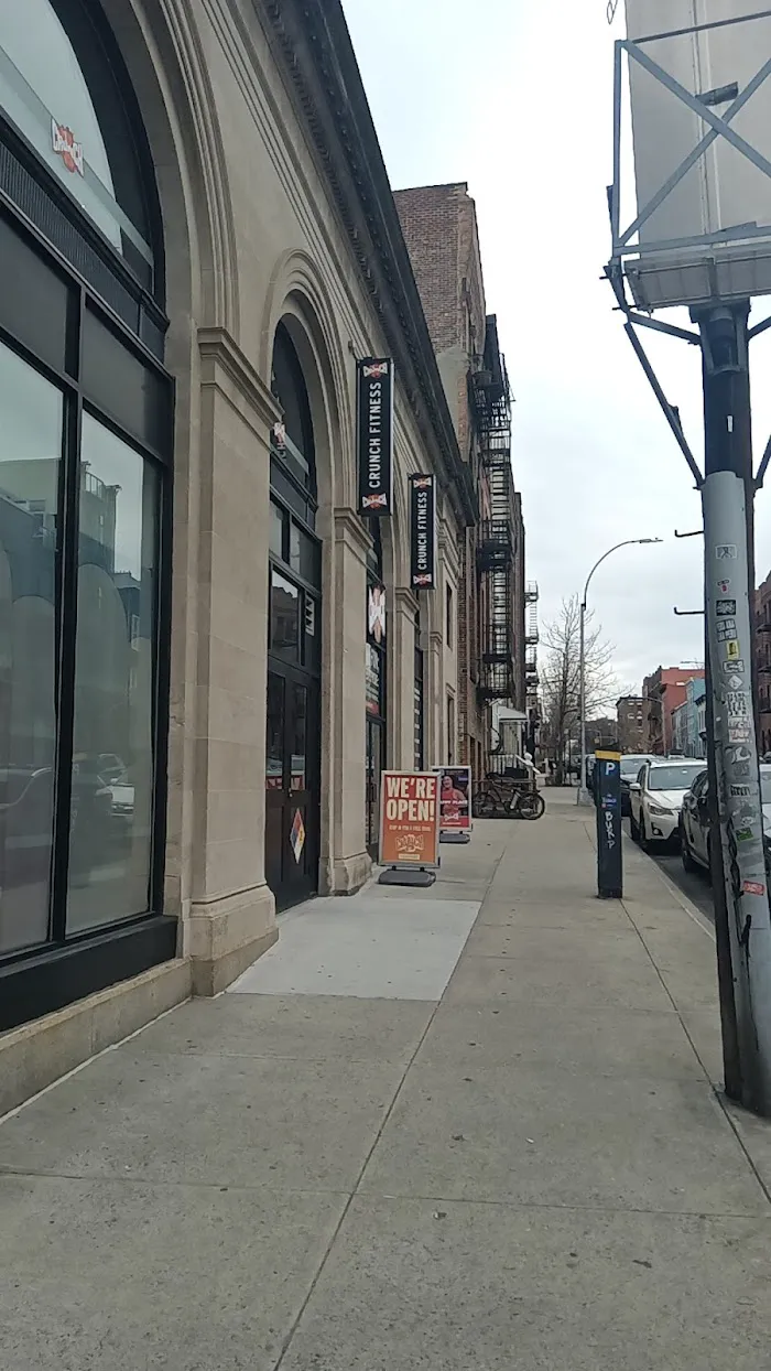 Crunch Fitness - South Slope 8