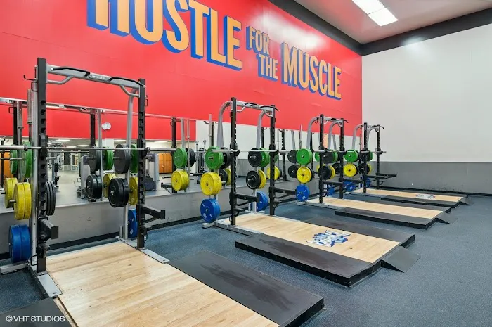 Crunch Fitness - Bensonhurst 1