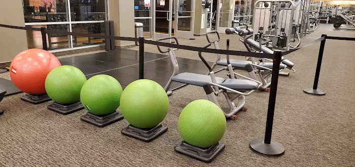 LA Fitness 4