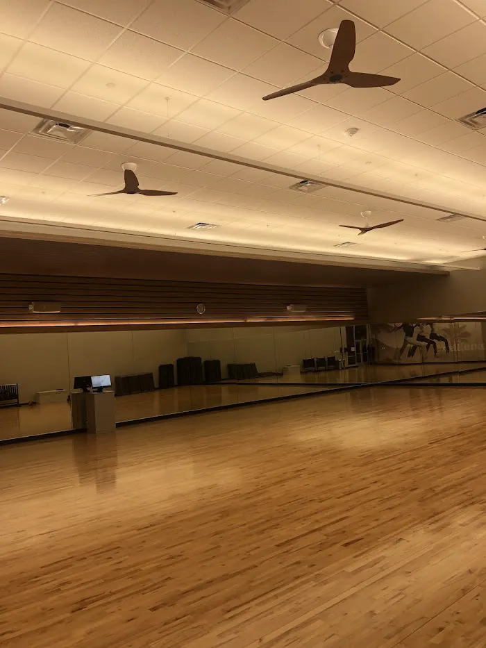LA Fitness 0
