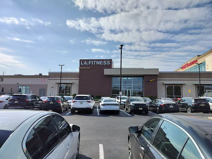 LA Fitness 9