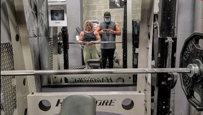 Mid City Gym & Tanning 4