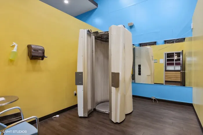 Crunch Fitness - Staten Island South 1