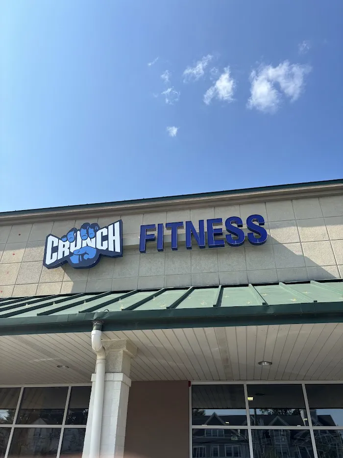 Crunch Fitness - Garwood 3