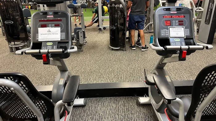 LA Fitness 4