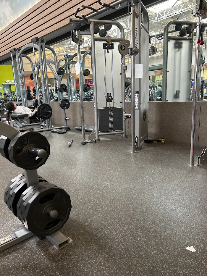 LA Fitness 6