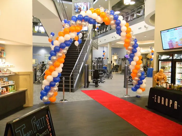 Onelife Fitness - Perimeter Sports Club 6