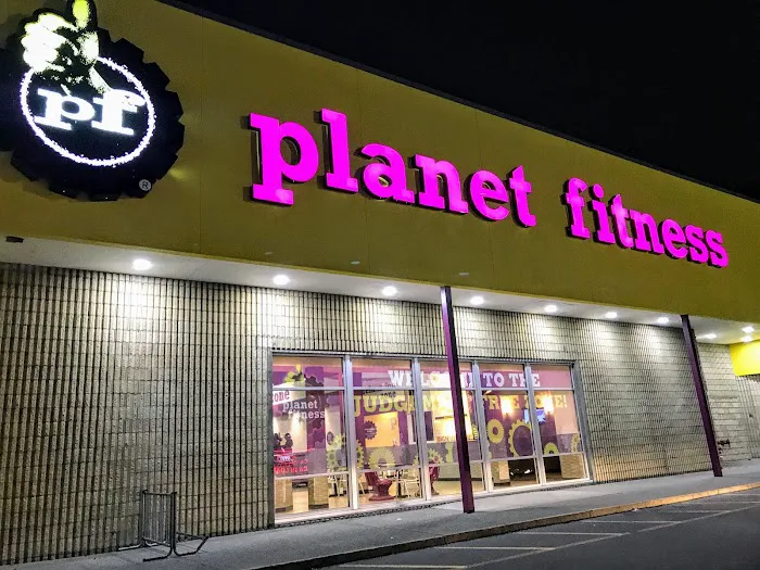Planet Fitness 7