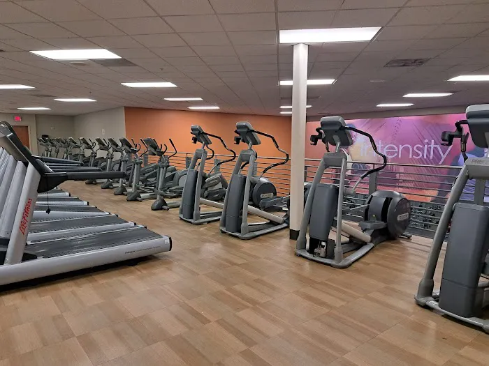 LA Fitness 0