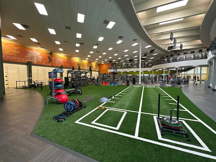 LA Fitness 4