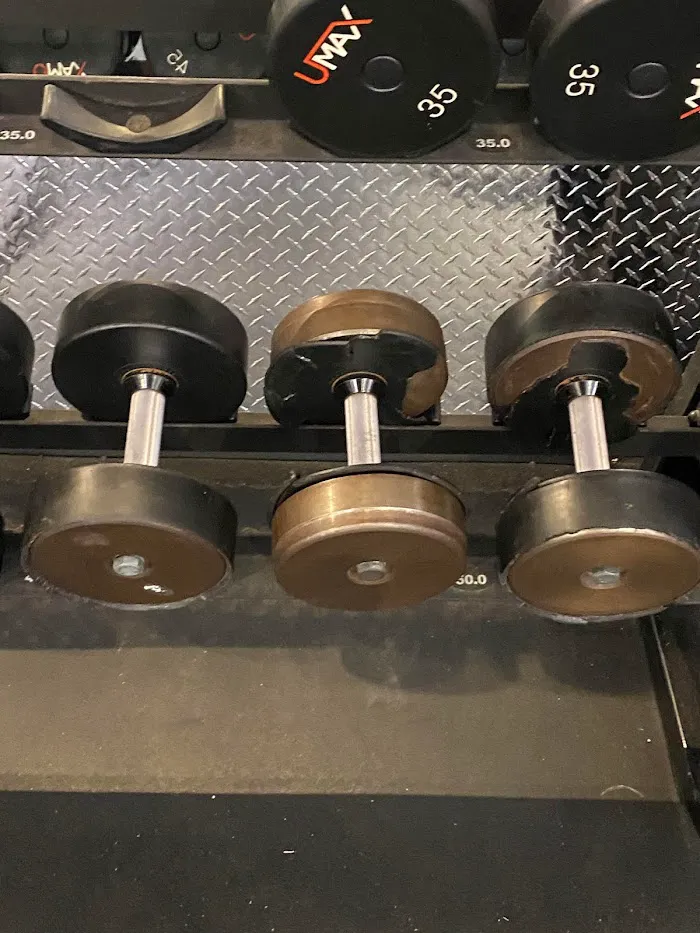 Gold's Gym 7