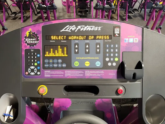 Planet Fitness 6