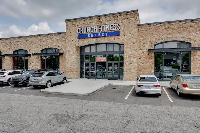 Crunch Fitness - Village District 9