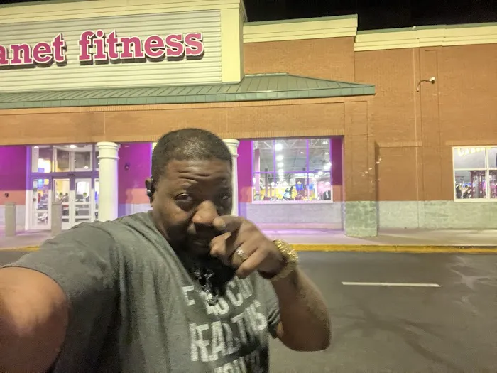 Planet Fitness 7