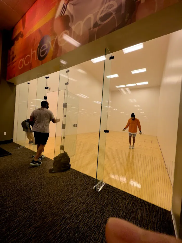 LA Fitness 6