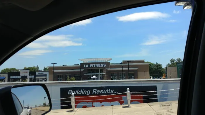 LA Fitness 3