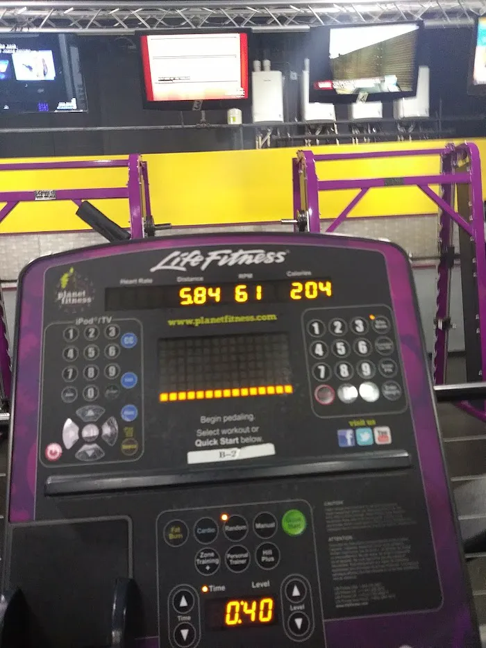 Planet Fitness 8