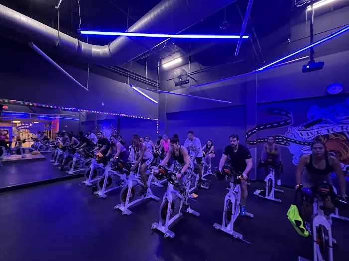 Crunch Fitness - Kissimmee 1