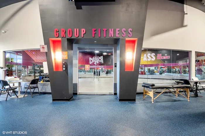 Crunch Fitness - East Colonial 4