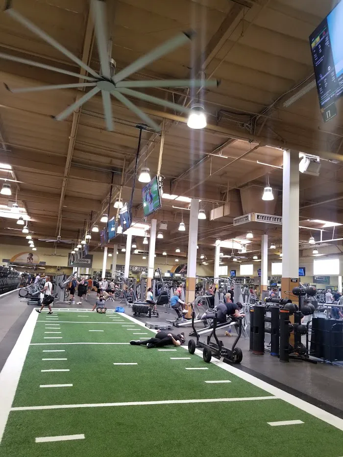 24 Hour Fitness 7