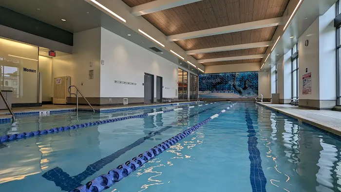 LA Fitness 8