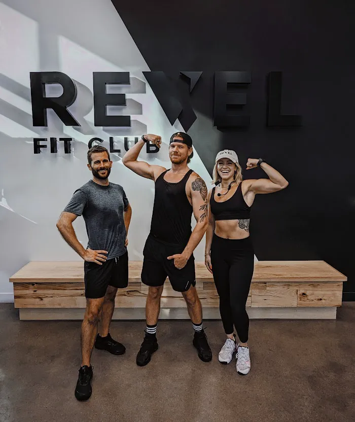 REVEL FIT CLUB 5