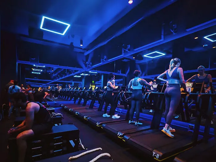 REVEL FIT CLUB 6