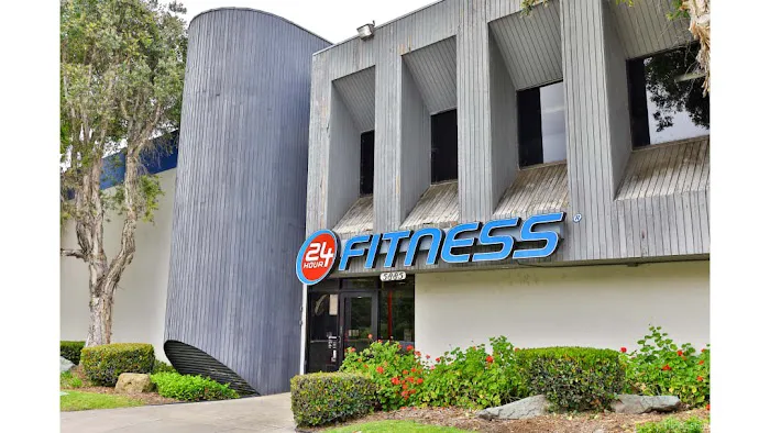 24 Hour Fitness 0
