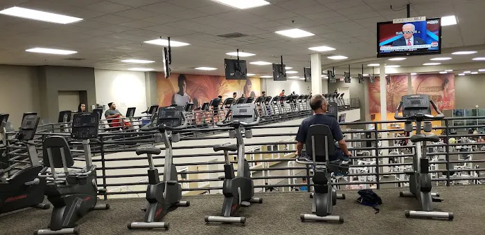 LA Fitness 8