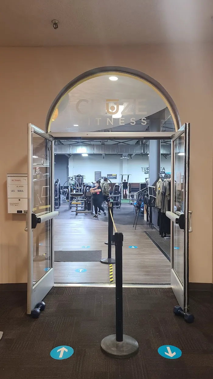 Chuze Fitness 6