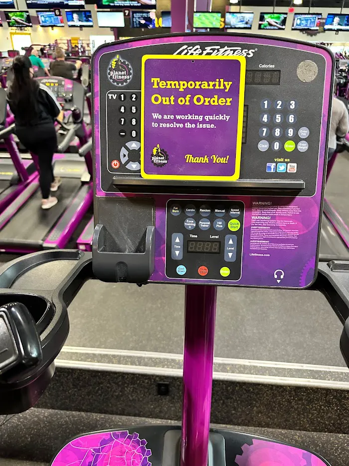 Planet Fitness 9