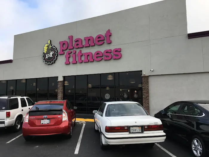 Planet Fitness 6