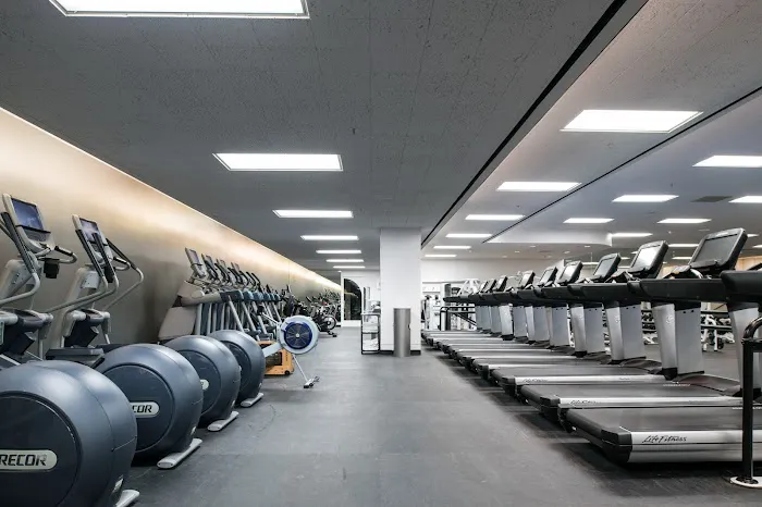 Bay Club Financial District 0