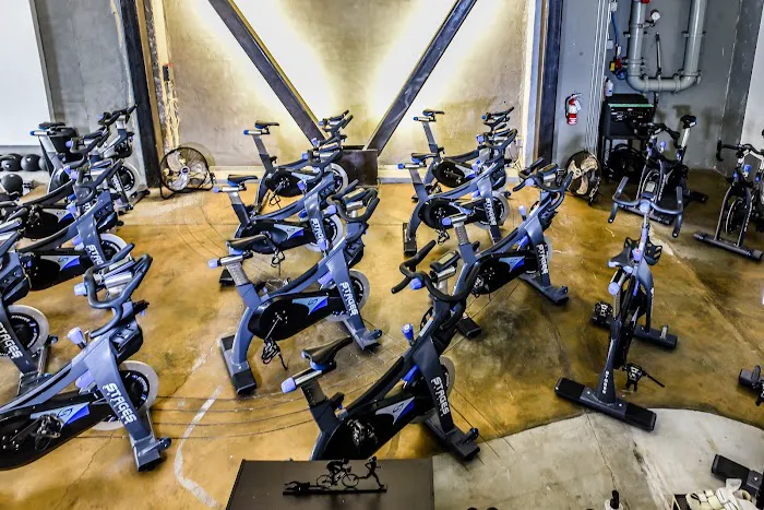 17th Street Athletic Club (17 Reasons Athletic Club) 7